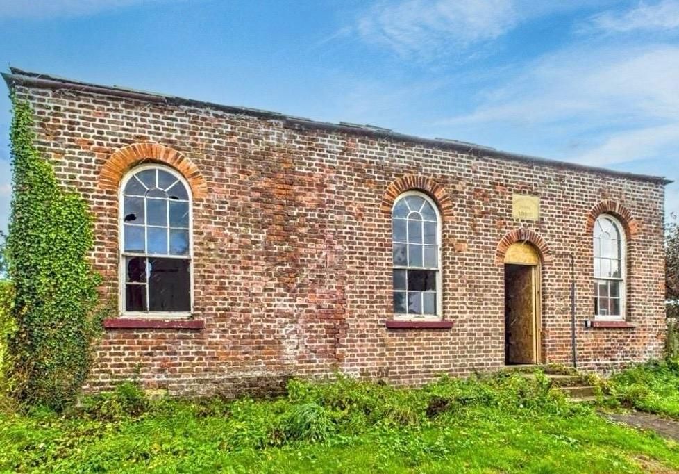 Property photo 2 of 6