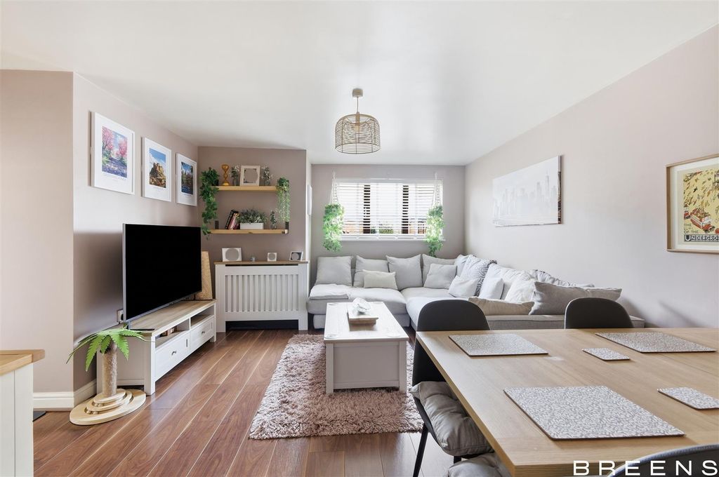 Property photo 1 of 14 6_Img_9323.Jpg