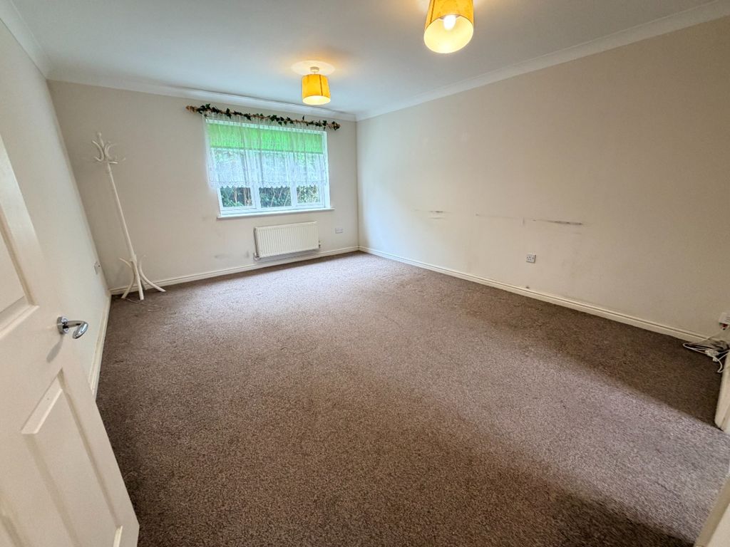 Property photo 3 of 9 5231753