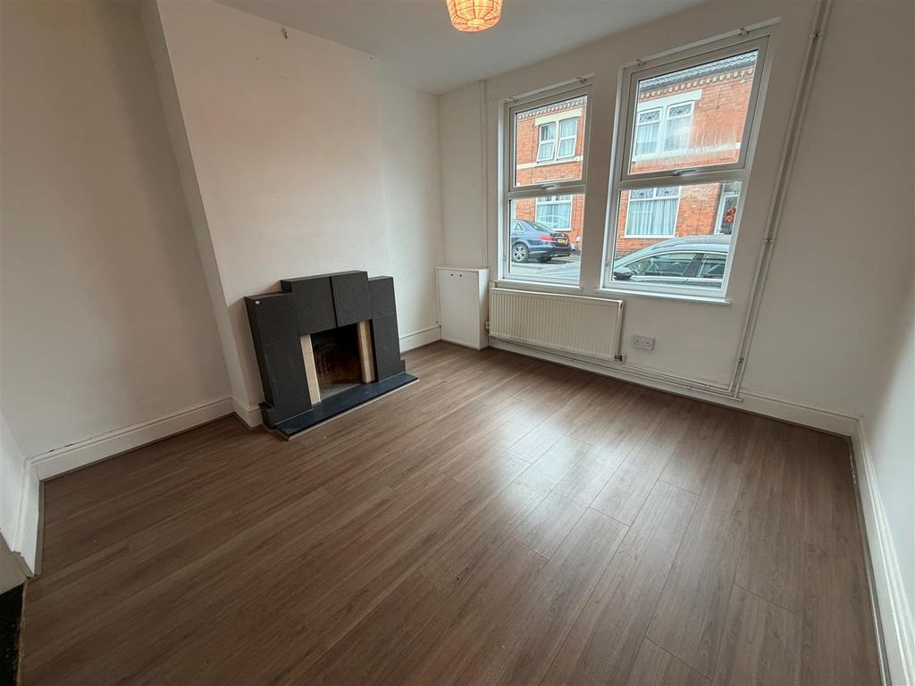 Property photo 2 of 9 1.Jpg