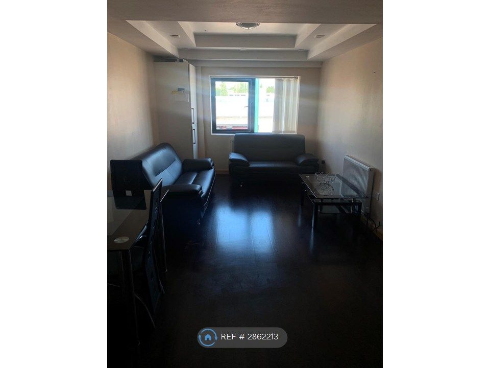 Property photo 2 of 6