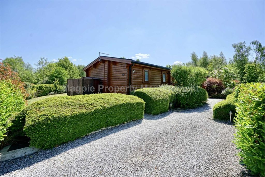 Property photo 3 of 20