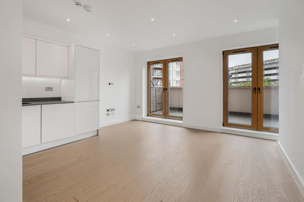 Property photo 3 of 18 14_59573