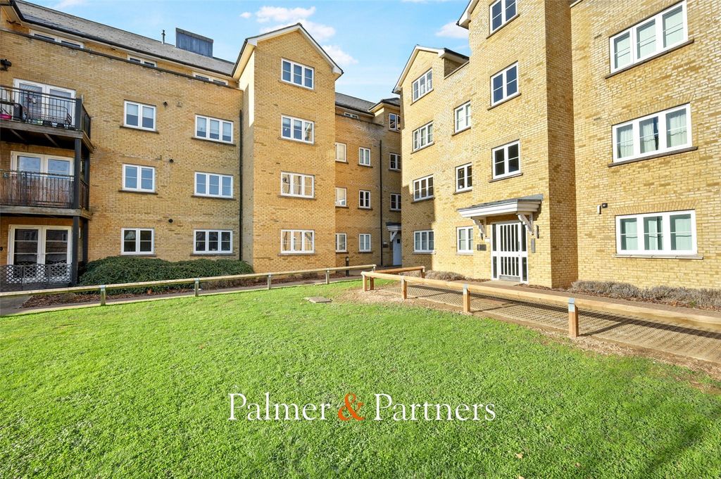 Property photo 1 of 10 Picture No. 16