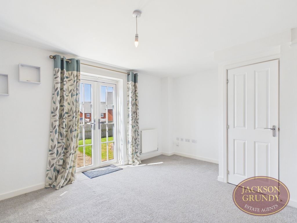 Property photo 3 of 11 Photo 3