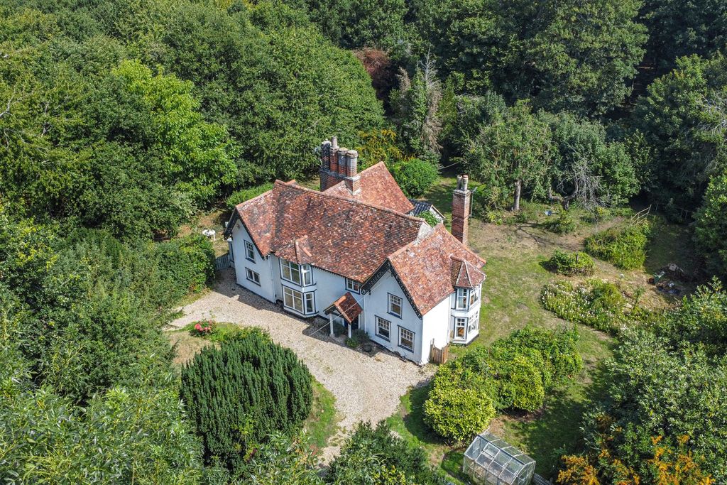 Property photo 1 of 35