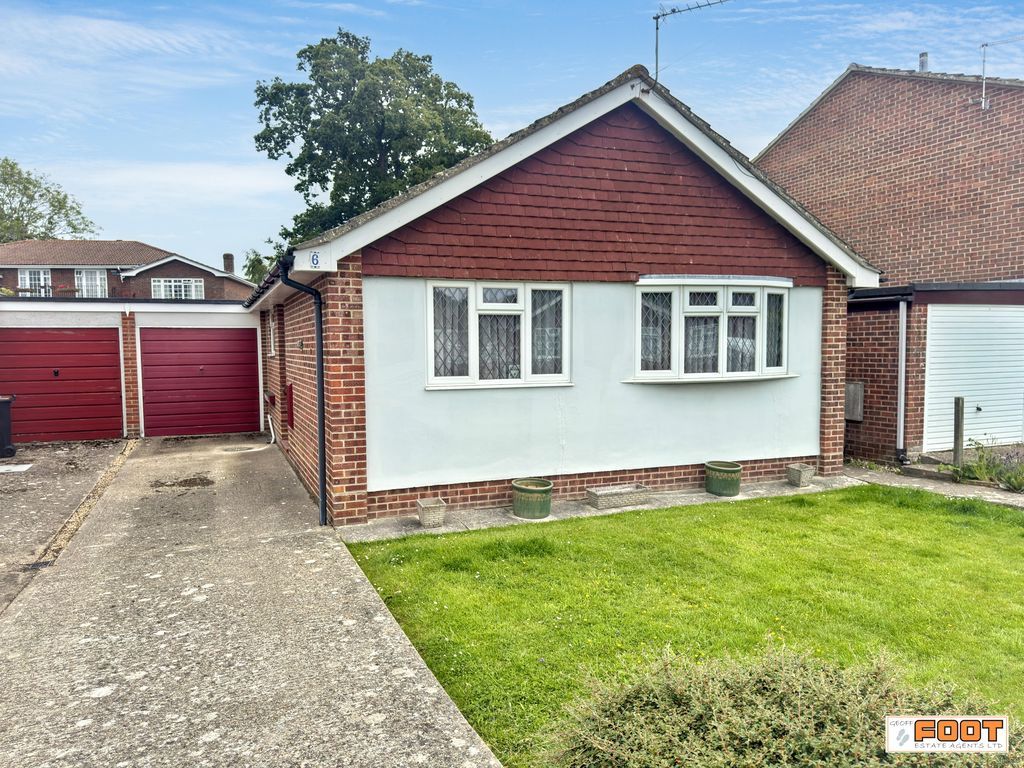 Property photo 1 of 11 Photo 13