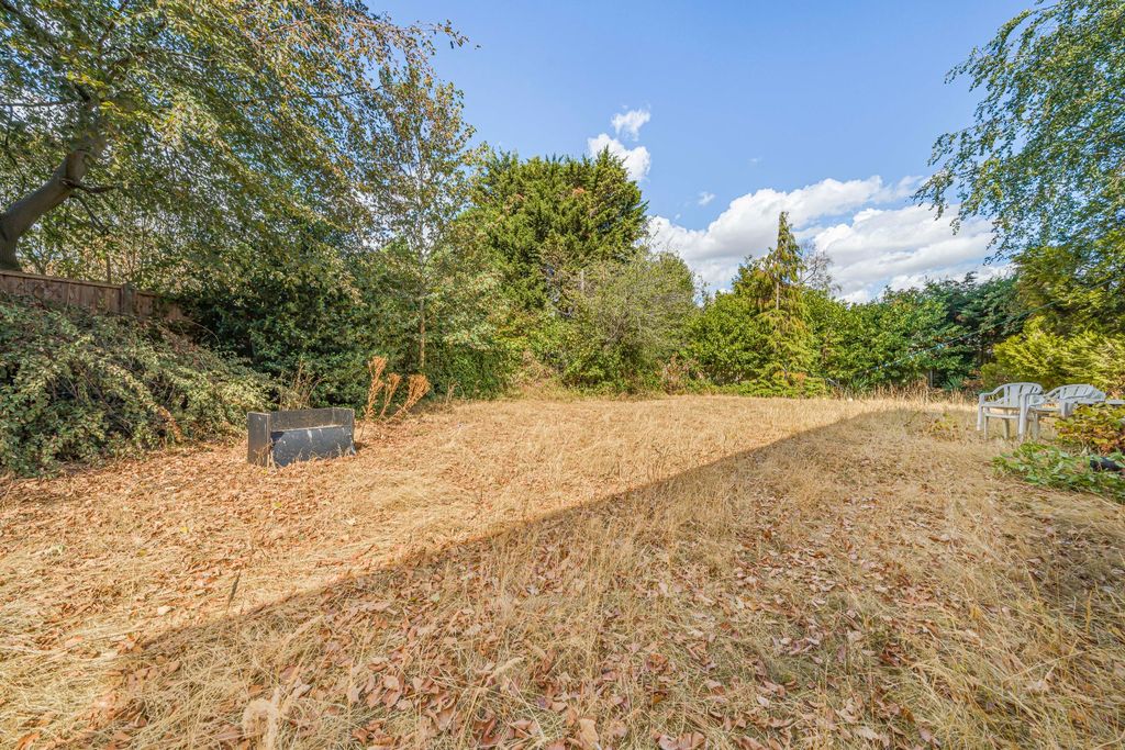 Property photo 3 of 13 Picture 3