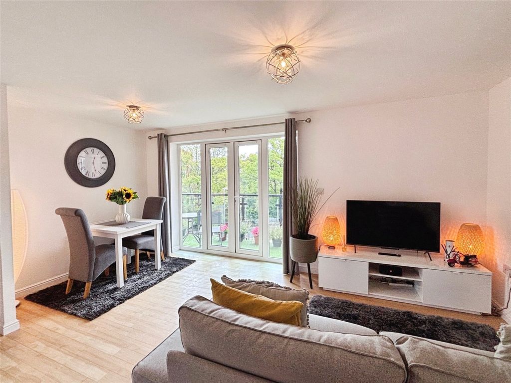 Property photo 2 of 11 Picture No. 06