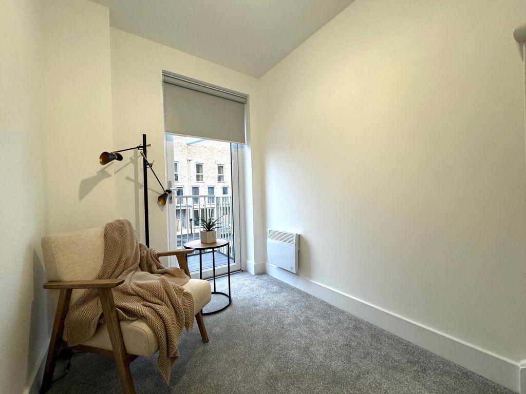Property photo 1 of 13 Image