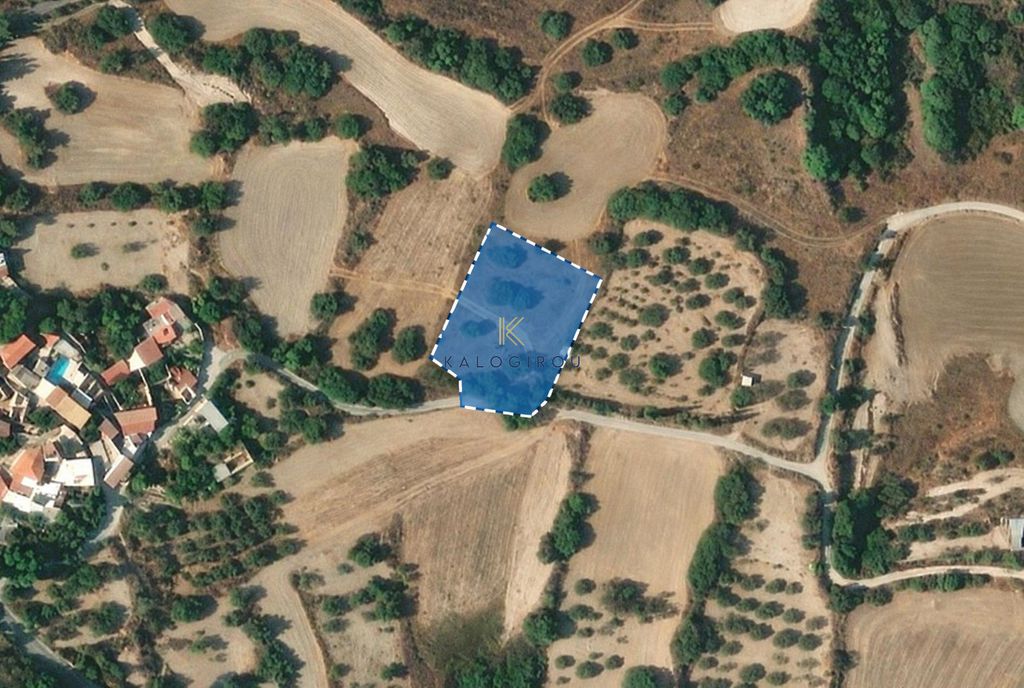 Property photo 1 of 2