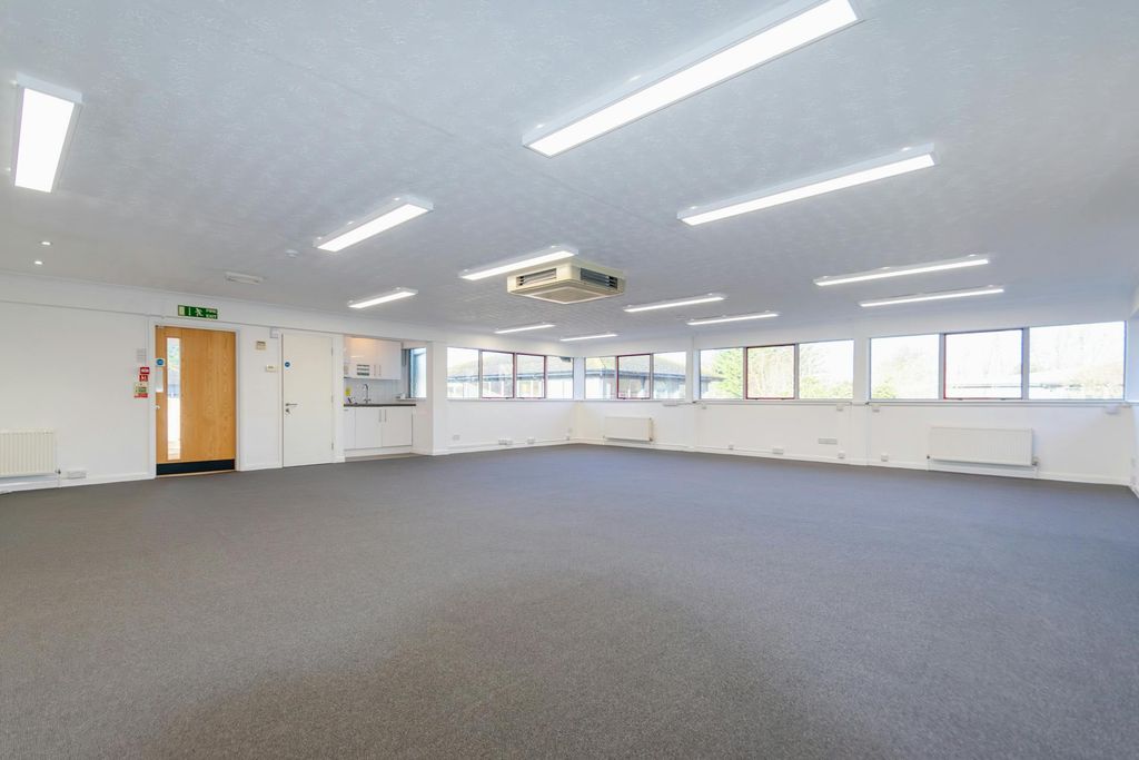 Property photo 2 of 9 26.Jpg