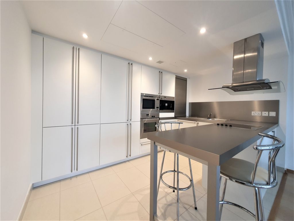 Property photo 1 of 7 Kitchen