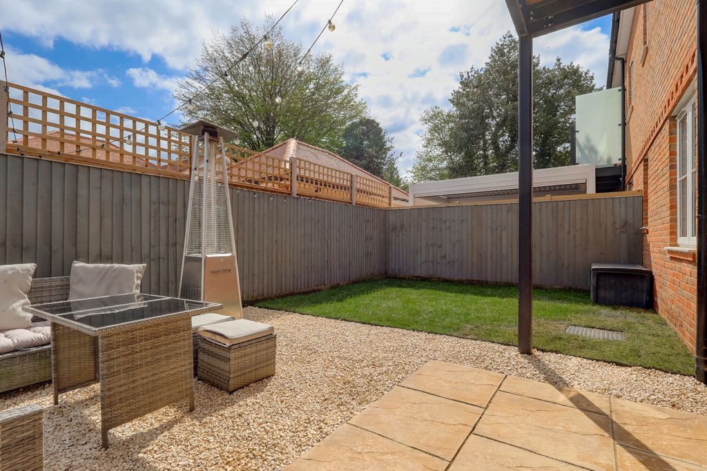 Property photo 1 of 18 Picture No. 23