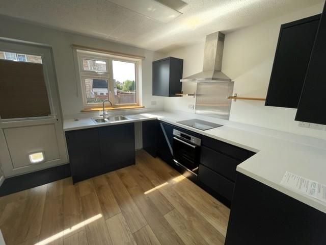 Property photo 2 of 18 Kitchen.Jpg