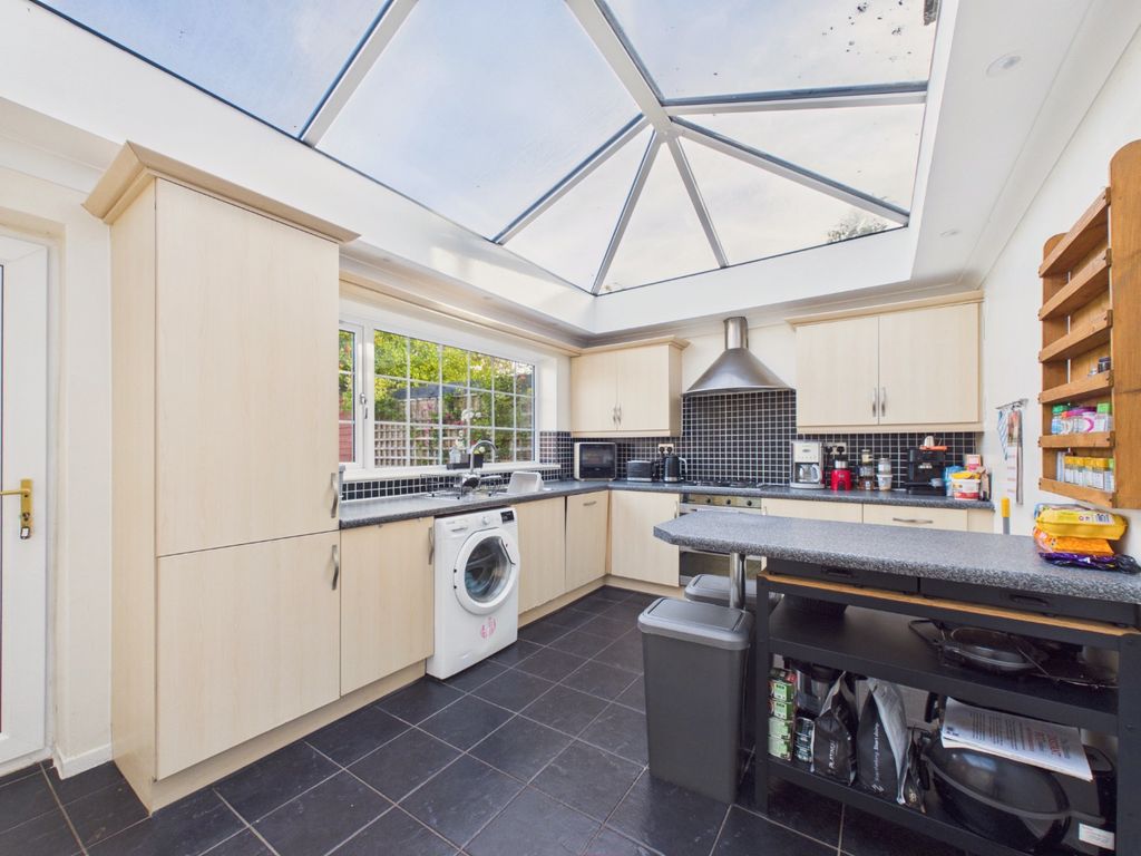 Property photo 3 of 10 5415124