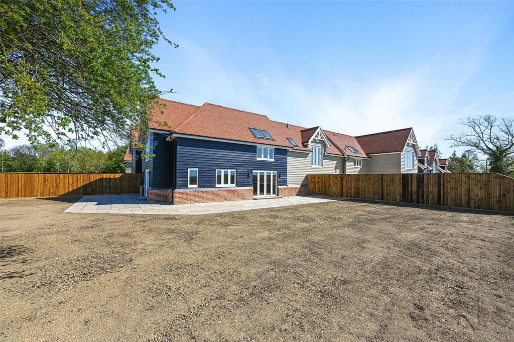 Property photo 1 of 23 Picture No. 27