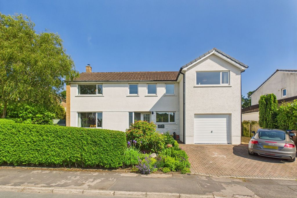 Property photo 1 of 44