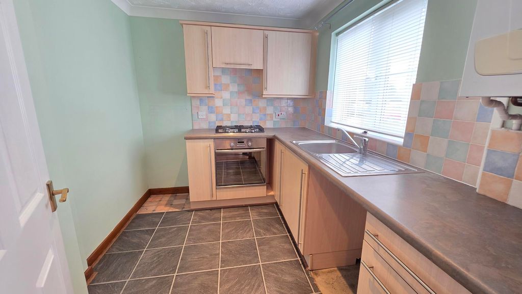 Property photo 3 of 9