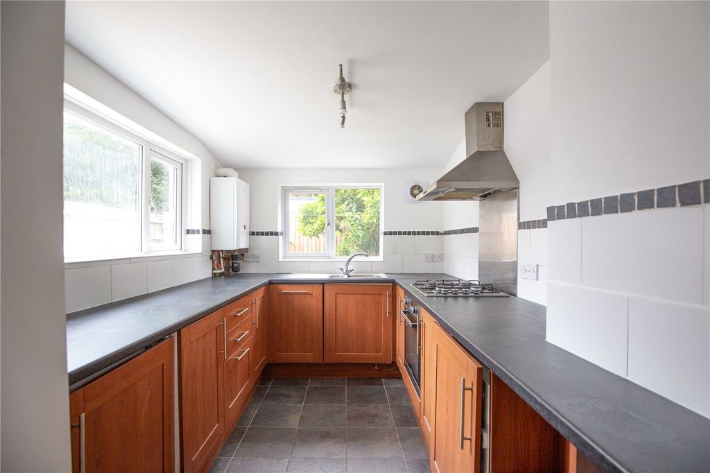 Property photo 2 of 12 Picture No. 06