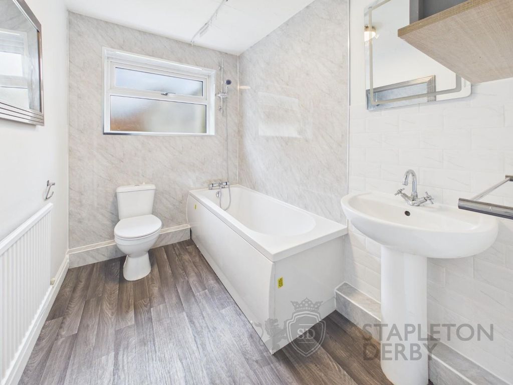 Property photo 2 of 11 Cam04709G0-Pr0335-Still002.Jpg