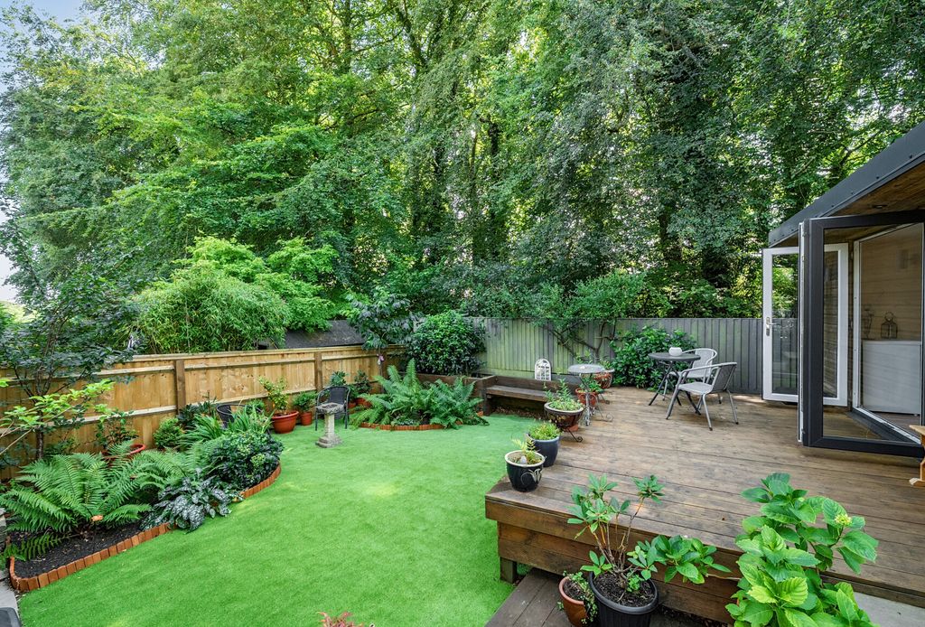 Property photo 3 of 20 1494090-7-6A58F53...