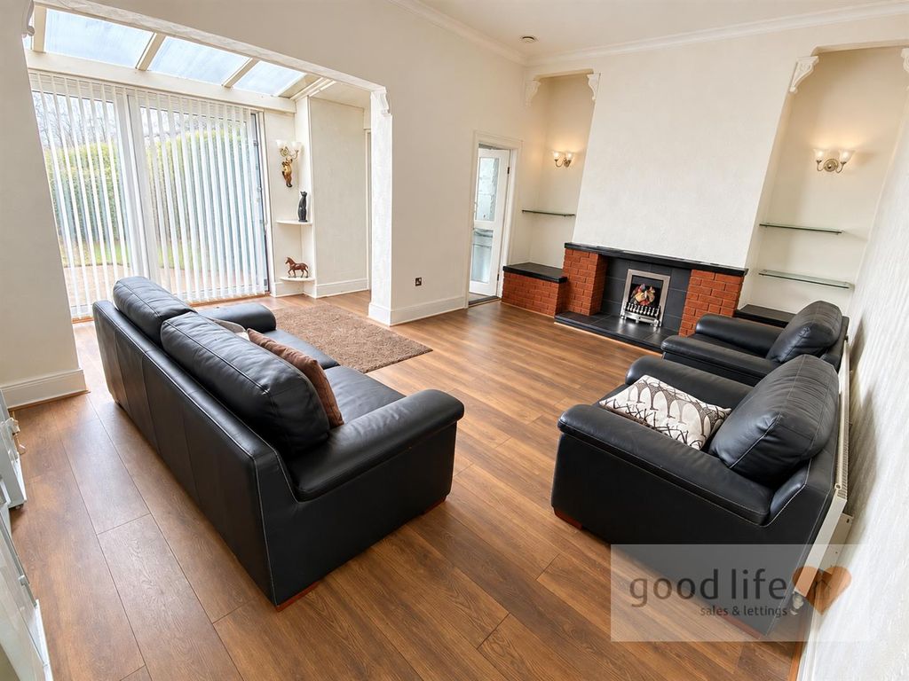 Property photo 2 of 9 20260924_200022455_Ios2 Rainton Street.Jpg