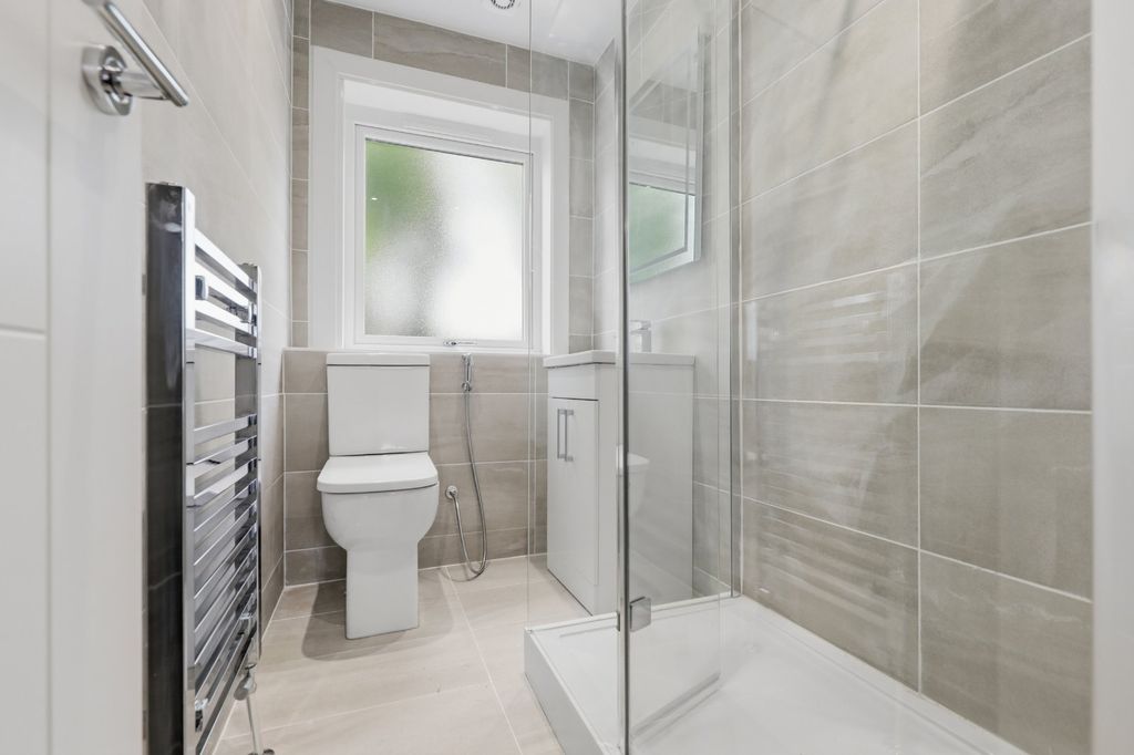 Additional image 14 of 3 bed flat for saleMuir Terrace, Paisley, Renfrewshire PA3