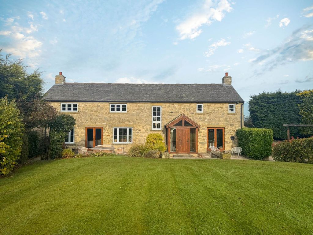 Property photo 1 of 25