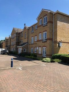 Property photo 1 of 3