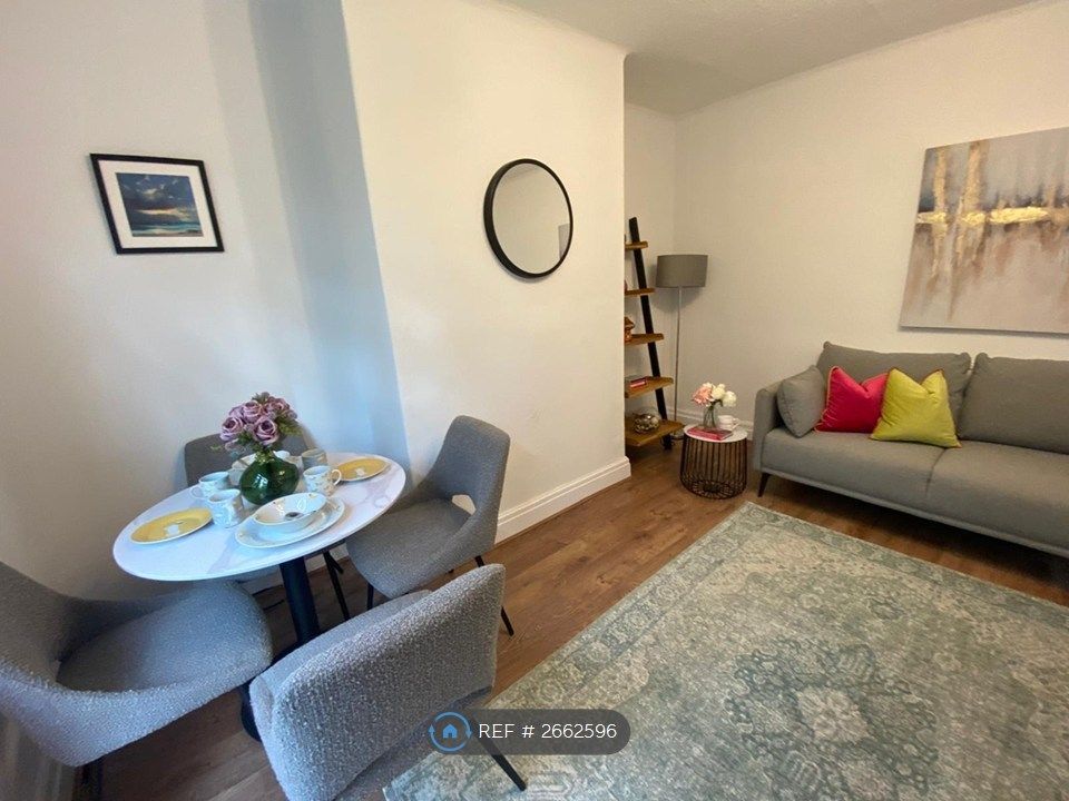 Property photo 3 of 24