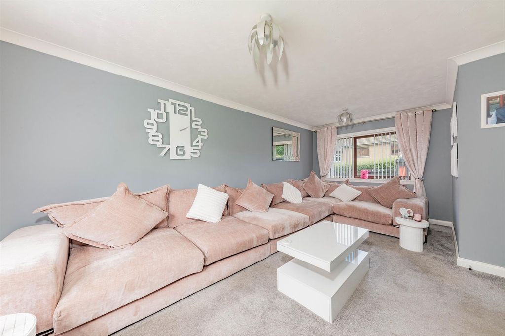 Property photo 3 of 18 355A Charleston Drive Dundee-2.Jpg
