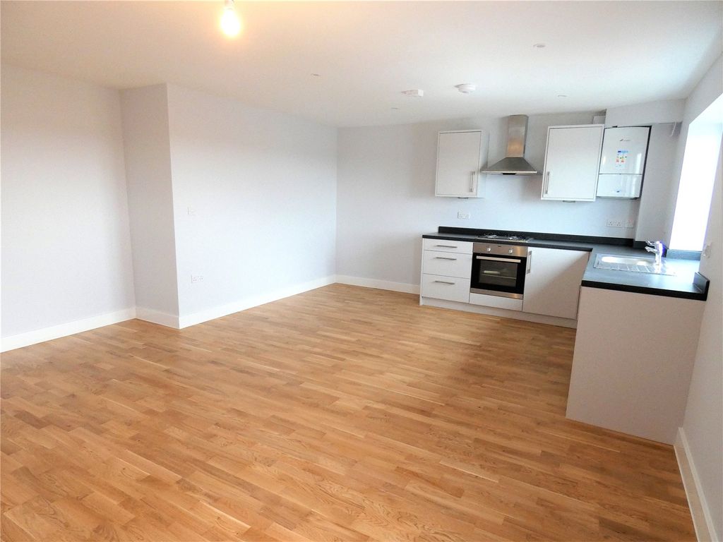 Property photo 3 of 7 Picture No. 11