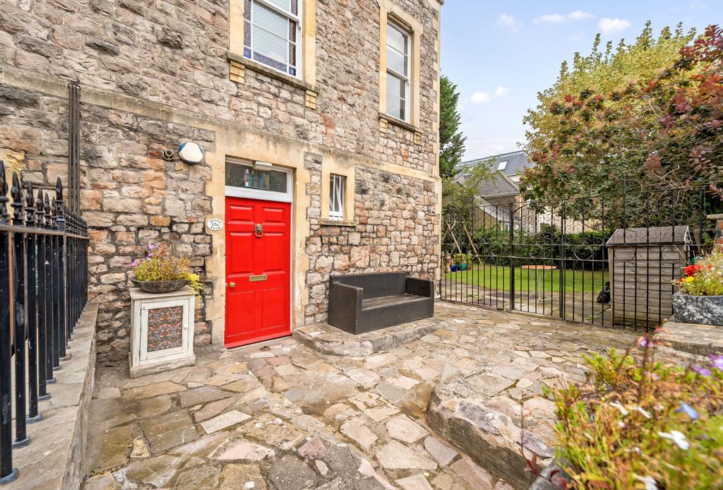 Property photo 1 of 19 1165892 (18).Jpg