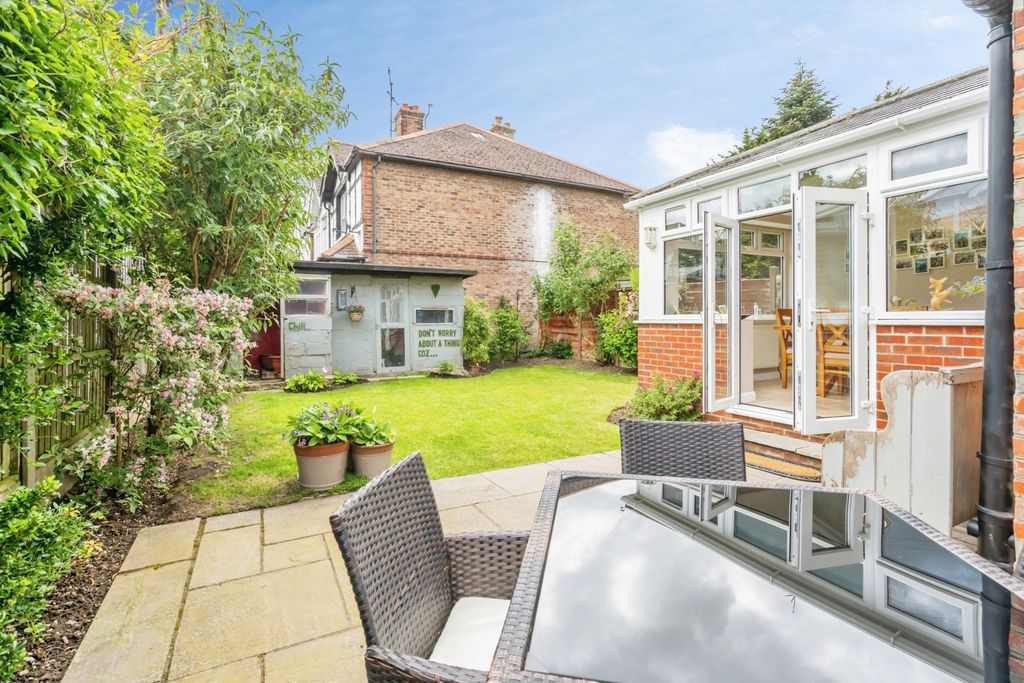 Property photo 2 of 16 Pbox-Img.Jpg