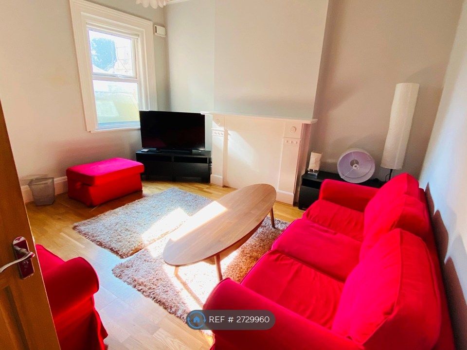 Property photo 2 of 24