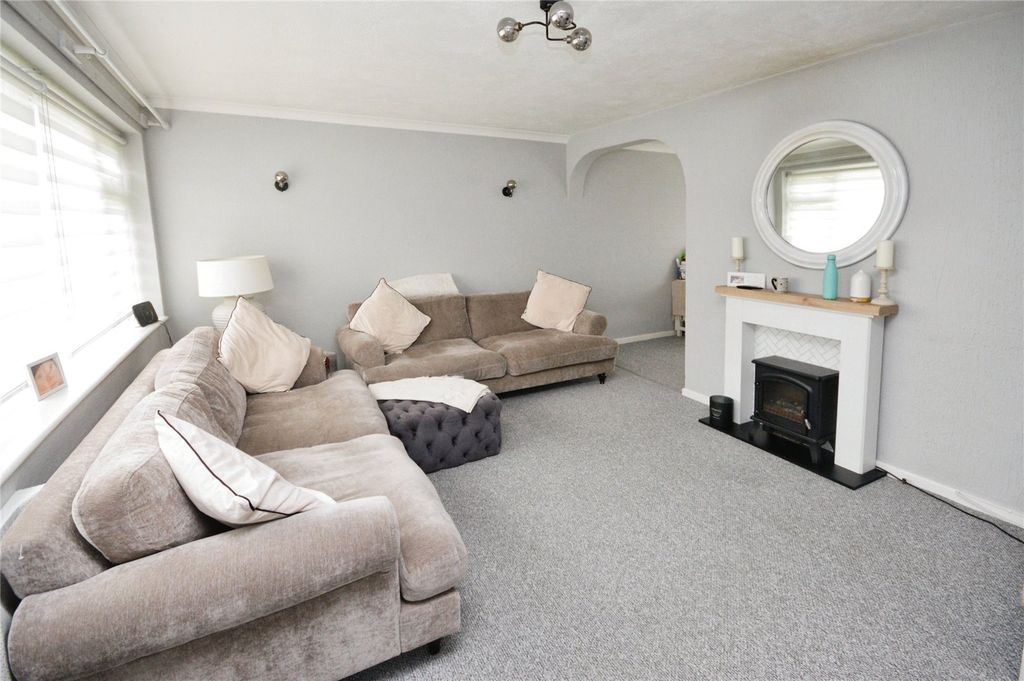 Property photo 2 of 10 Picture No. 06