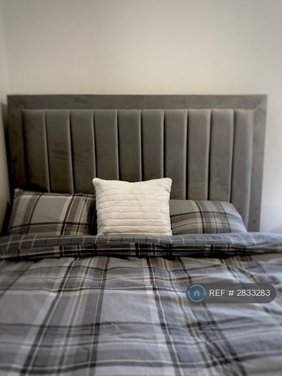 Property photo 3 of 8 64c28E133765933679Dd8B3c23F8Adc0