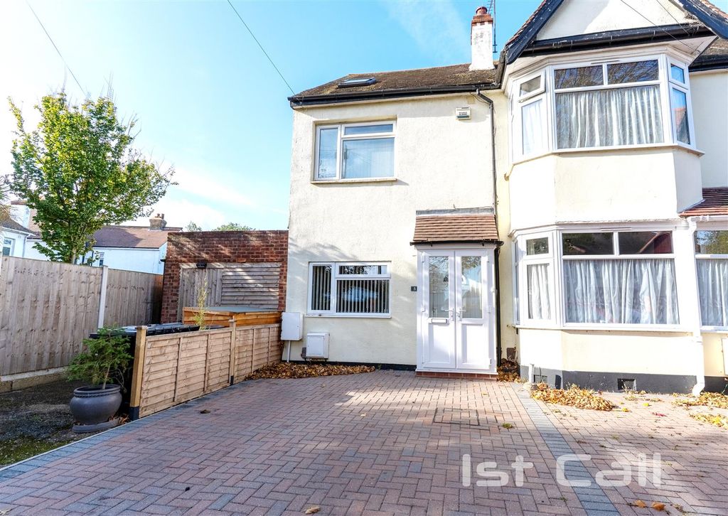 Property photo 1 of 16 Main.Jpg