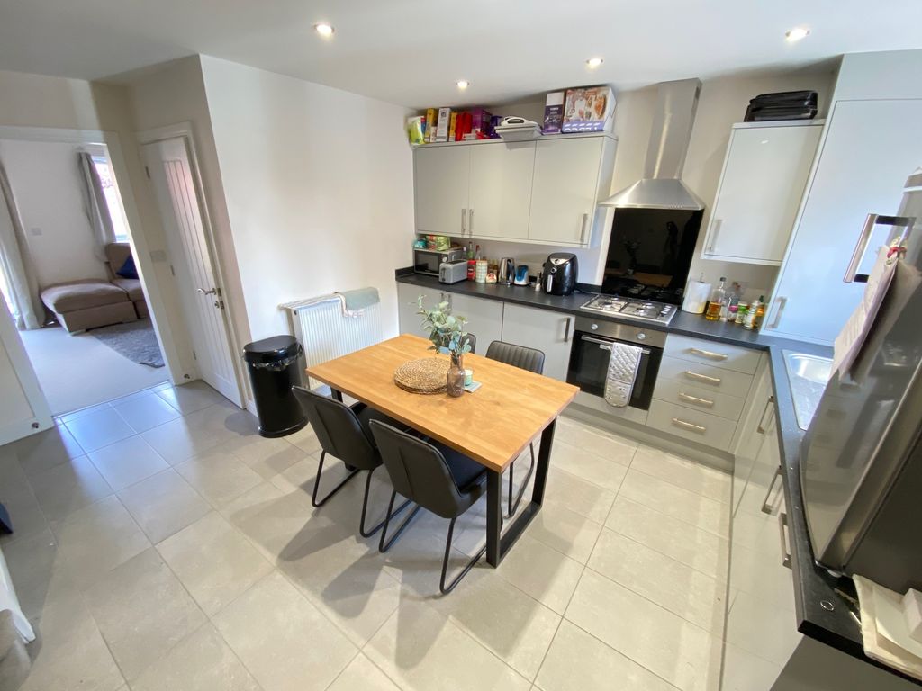 Property photo 2 of 8 Kitchen/Diner