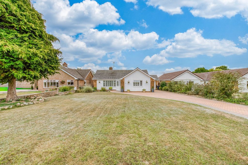 Property photo 1 of 26