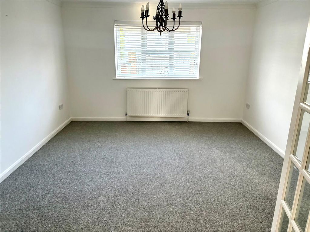 Property photo 3 of 20 5.Jpg