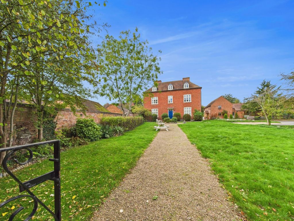 Property photo 2 of 14 Picture No. 04