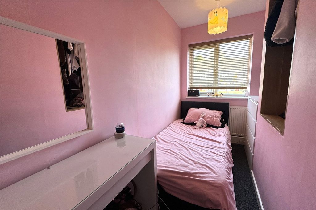 Additional image 11 of 3 bed maisonette for saleWillow Crescent, Farnborough, Hampshire GU14