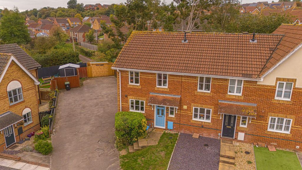 Property photo 1 of 35