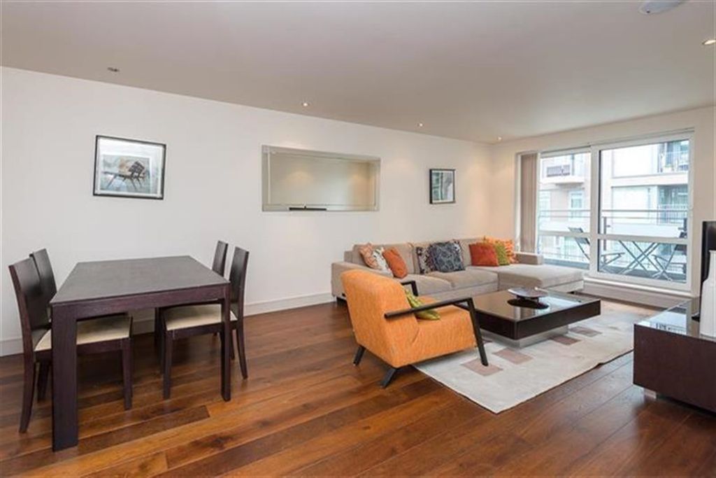 Property photo 1 of 8 (Main)