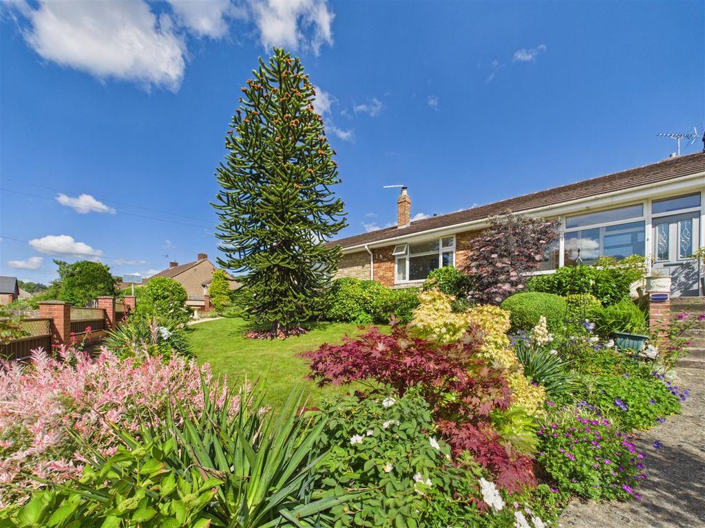 Property photo 1 of 39