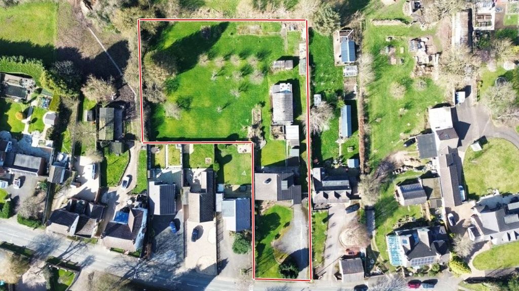 Property photo 2 of 29