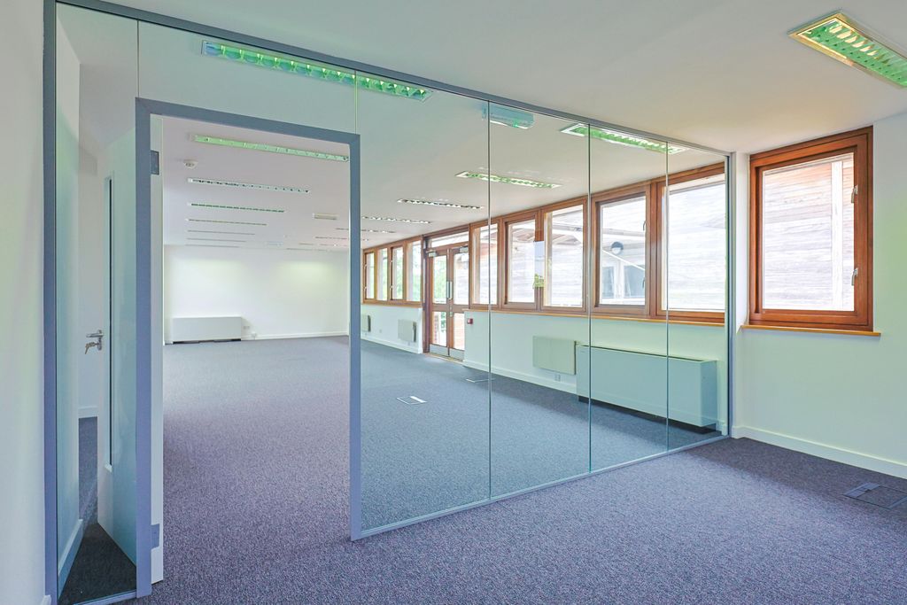 Property photo 2 of 3 Mepc 67ii 67Ab36.Jpg