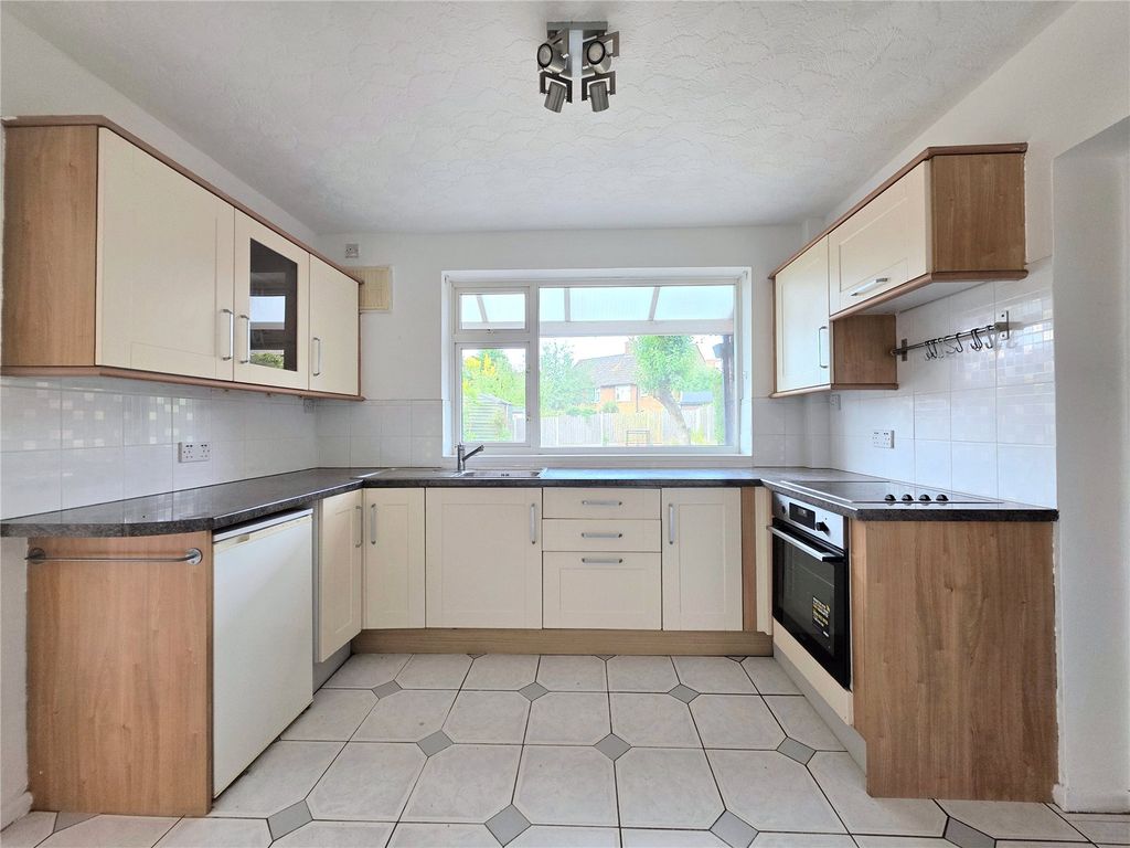 Property photo 2 of 13 Picture No. 02